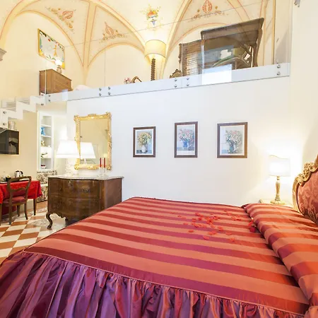 Residenza D'epoca Palazzo Borghesi 4* Siena