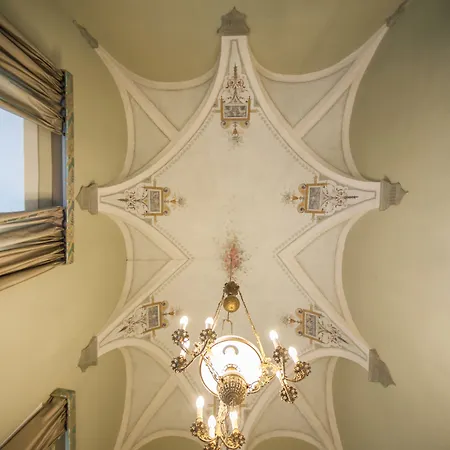 Residenza D'epoca Palazzo Borghesi Bed and breakfast 4*