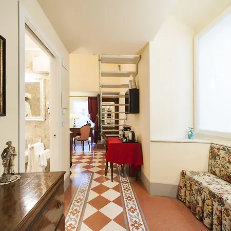 Residenza D'epoca Palazzo Borghesi Bed and breakfast Siena