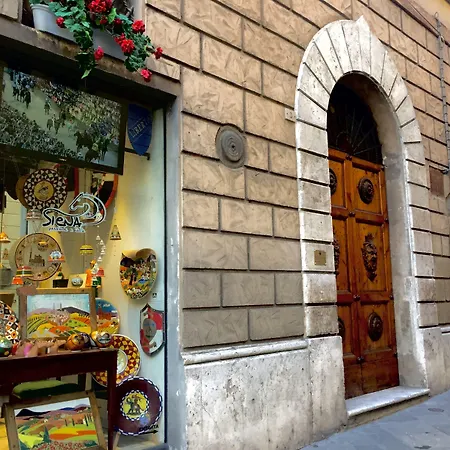 Residenza D'epoca Palazzo Borghesi Bed and breakfast Siena