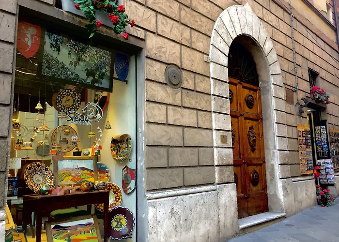 Residenza D'epoca Palazzo Borghesi 住宿加早餐酒店 锡耶纳
