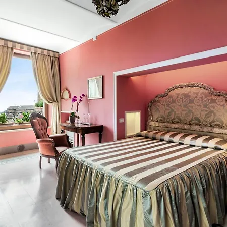 Residenza D'epoca Palazzo Borghesi Сиена