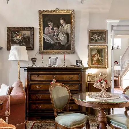 Residenza D'epoca Palazzo Borghesi 2* Сиена